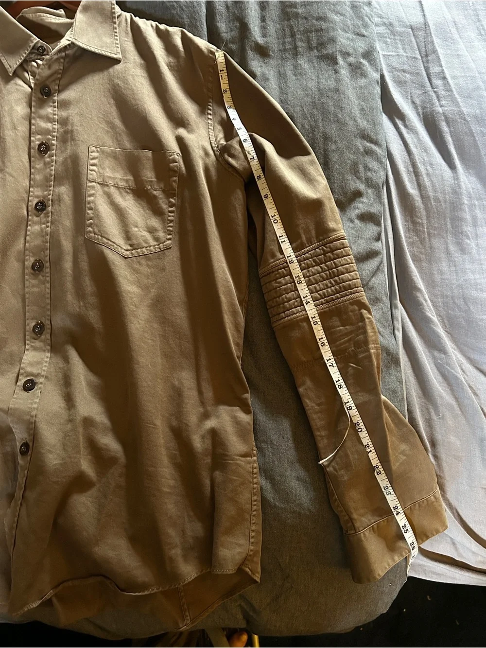 Gucci Men's Button-Down Shirt in Brown